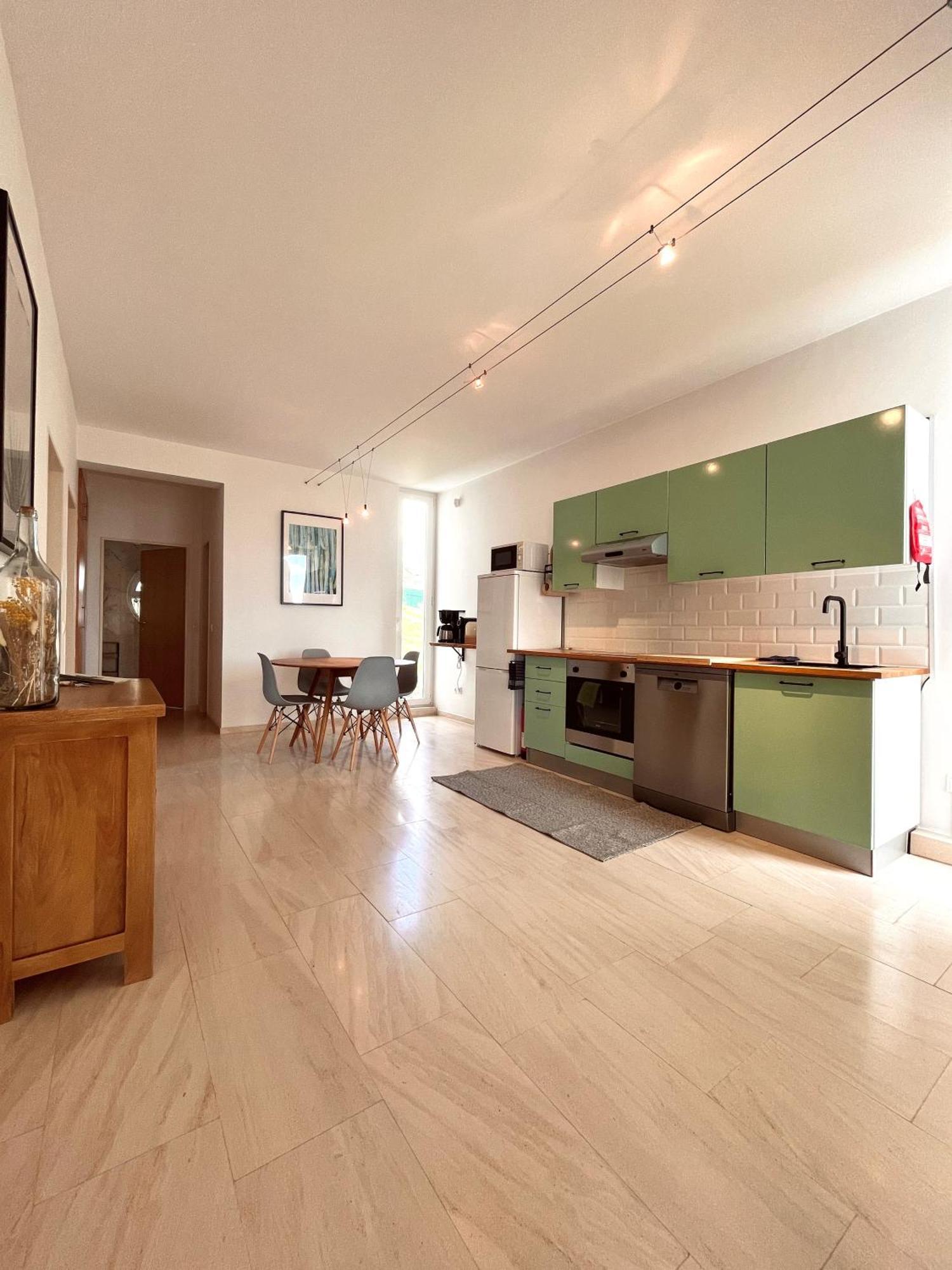Edles Apartment In Architektenvilla Mit Grossem Pool, Sauna, Dachterrasse Und Malerischem Garten Патаяш Екстер'єр фото